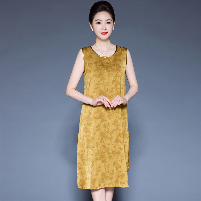 High-End 2025 New Summer Mulberry Silk Dress, Feminine Mother's Slim Sleeveless Silk Suspender Skirt High-End 2025 New Summer Mulberry Silk Dress, Feminine Mother's Slim Sleeveless Silk Suspender Skirt