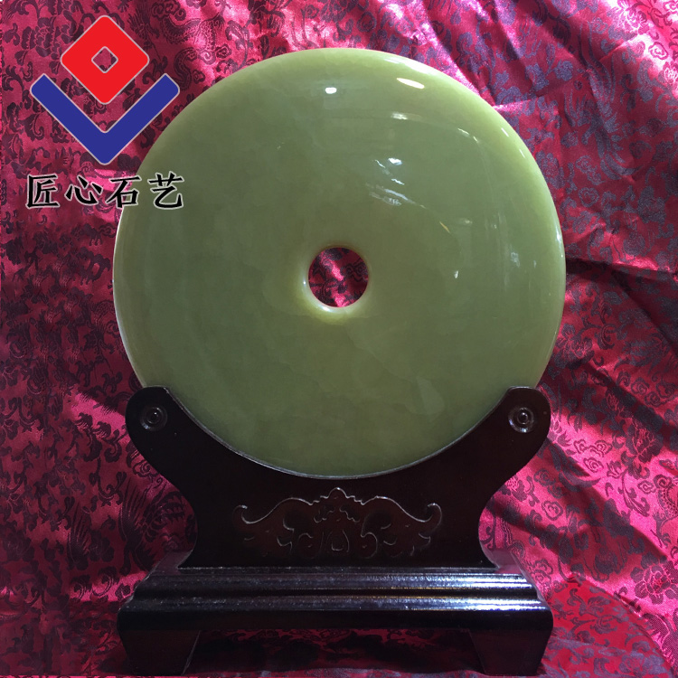 Natural jade ancient Qingyu jade Ping An buckle and the Yubi jade buckle Yubi home Xuanguan office Pendulum Gift