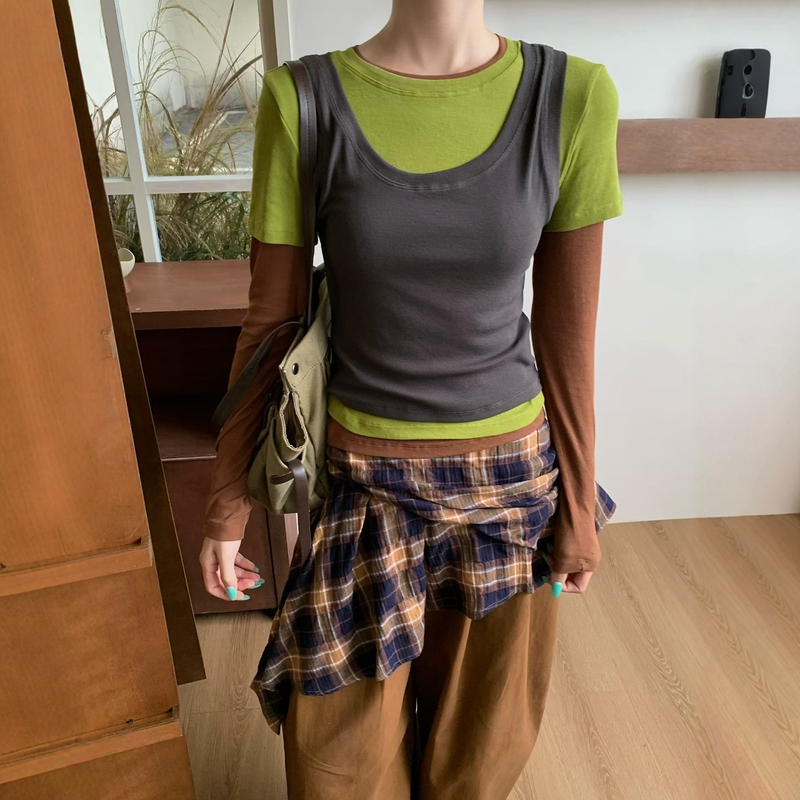 2026 Autumn New Korean Style Niche Design Color-Block Vest and Slim-Fit Long-Sleeve T-Shirt Two-Piece Set 2026 Autumn New Korean Style Niche Design Color-Block Vest and Slim-Fit Long-Sleeve T-Shirt Two-Piece Set