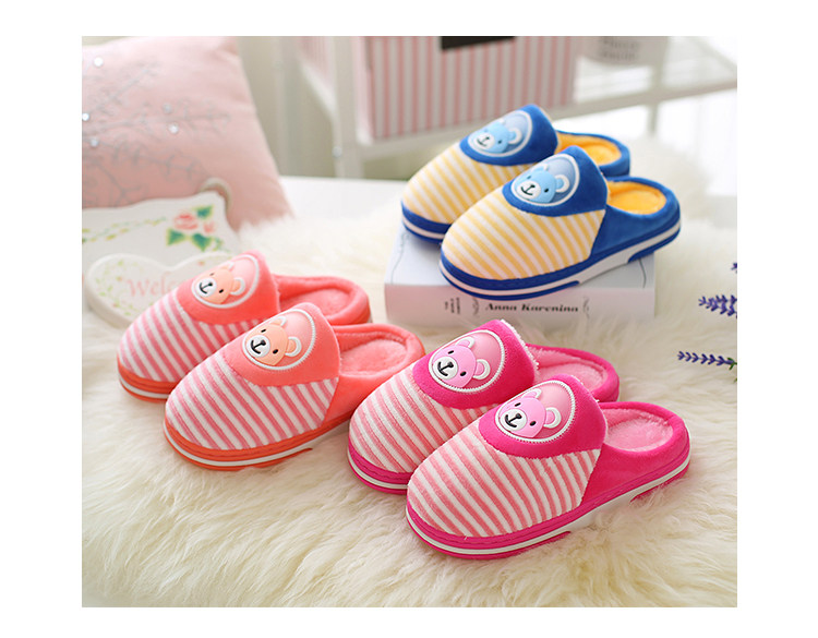 Pantoufles enfants en suède pour hiver - semelle plastique - Ref 1007514 Image 16