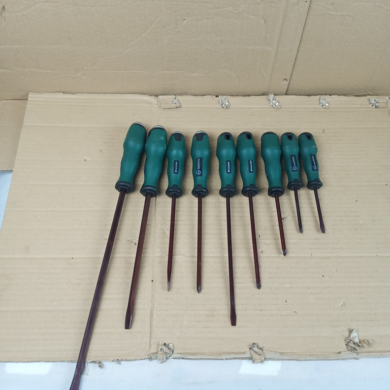 Good Use Cards High Quality Screwdrivers Strength High Electrics Insulation Screw Driver Tool Head Repair Alloy High Wear Anti Slip