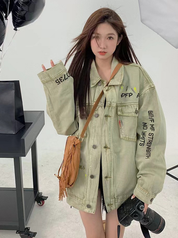 Spring and Autumn Retro Washed and Distressed Denim Jacket with Ink Splatter Design, Unisex Korean Style Loose Casual Versatile Embroidered Lapel Jacket