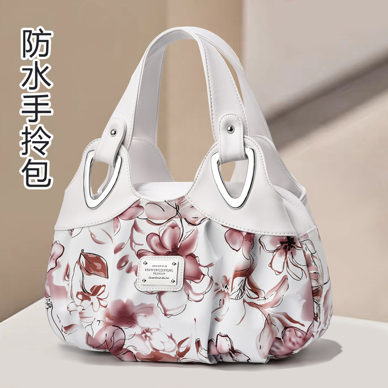 Chinese style women's bag 2026 new soft leather women's middle-aged women's bag contrasting handbag hand bag going out mother leather bag