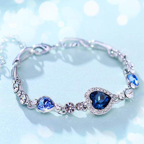 伟德bv1946官网-新年礼物送女友：贵价之选彰显品味与深情