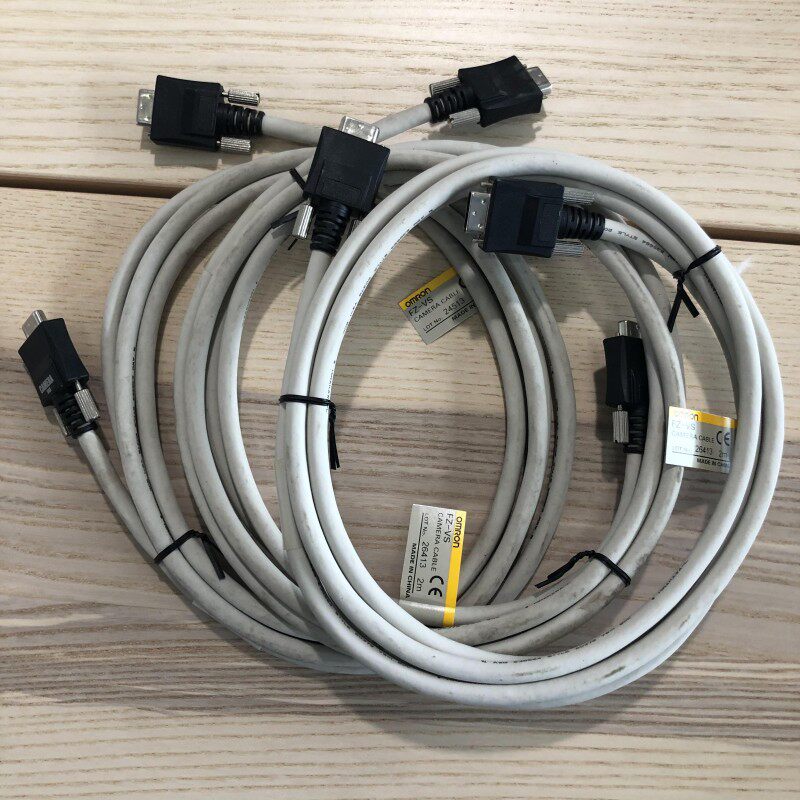 Yahui OMRONOMRONFZ-VS vision system industrial camera cable 2 meters long second-hand disassembly machine
