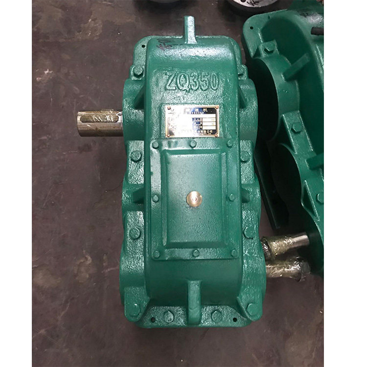 ZQ350 double-beam crane Dragon door hanger travelling reducer crane cylindrical gear reducer gear-Taobao
