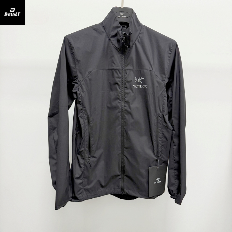 Authentic In-Stock Arcteryx Squamish Jacket Men's Stand-Up Collar Sun Protection Windbreaker Skin Jacket Authentic In-Stock Arcteryx Squamish Jacket Men's Stand-Up Collar Sun Protection Windbreaker Skin Jacket