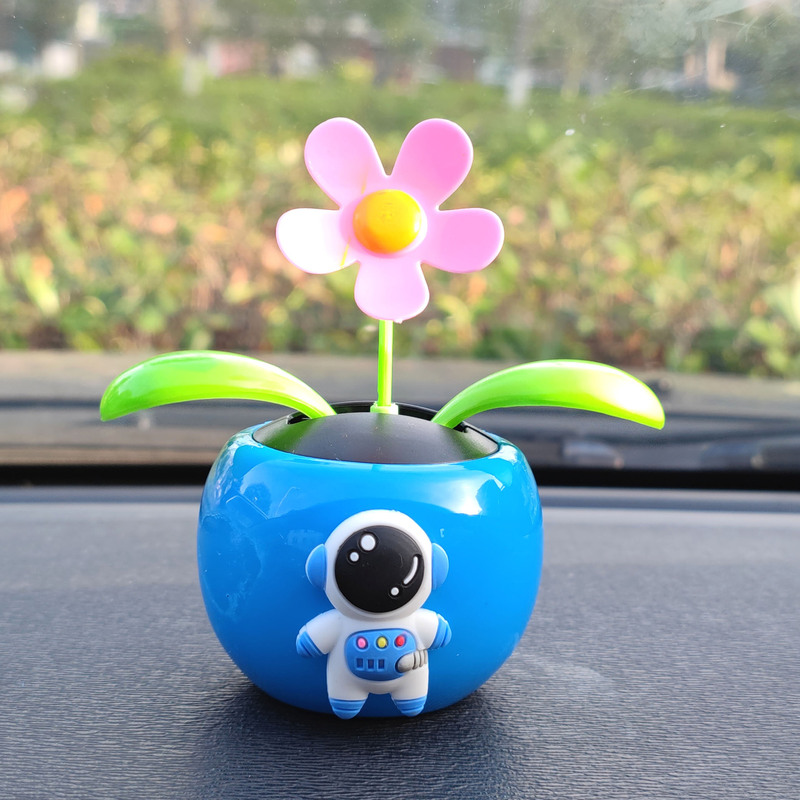 Car Ornaments, Solar-Powered Automatic Swinging Sunflower, Car-Mounted Creative Car Supplies, Car Interior Decorations
