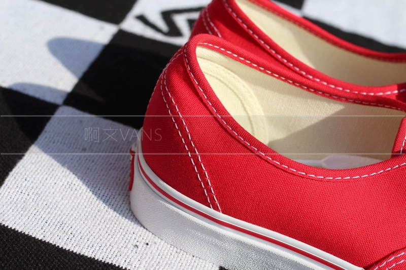 Vans đỏ cổ điển AUTHENTIC giày đế thấp thấp đôi giày nam Giày nữ VN-0EE3RED chính hãng - Plimsolls