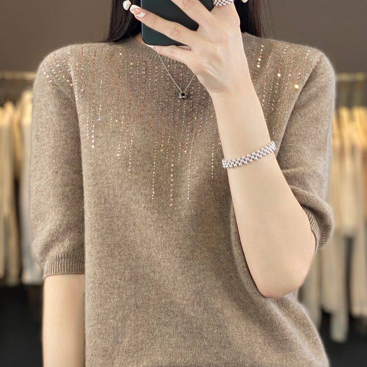 妈妈装2024夏季新款时尚纯色镶钻短袖T恤小衫女宽松打底针织毛衣