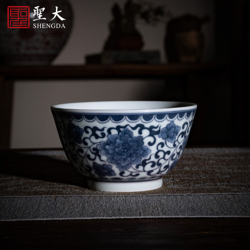 Holy big ceramic kung fu tea cup pure manual hand - made jingdezhen blue and white Wan Shouteng masters cup tea tea cups