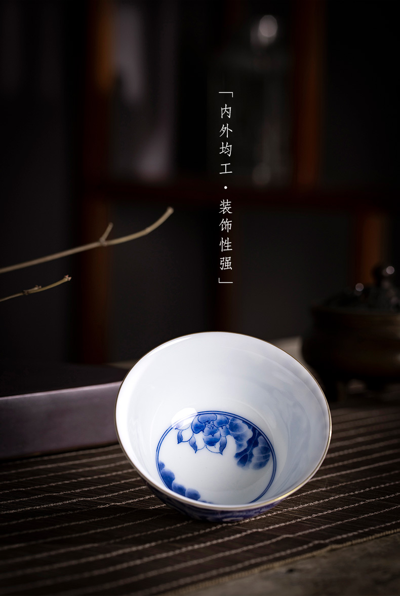 St the ceramic kung fu tea master cup hand - made jingdezhen blue and white jade mud xiangyun grain master cup tea set manually