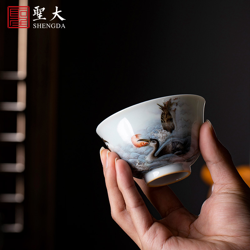 Santa teacups hand - made ceramic kung fu powder enamel fish echelon master cup sample tea cup all hand of jingdezhen tea service