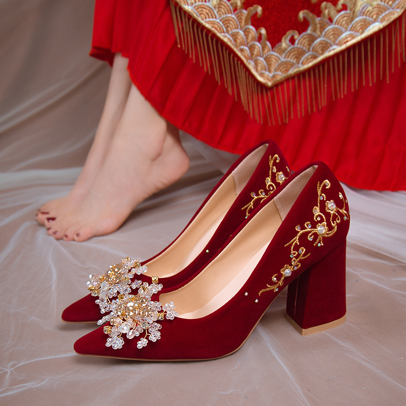 Wedding Shoes, Bridal Shoes for Women, 2026 New Style, Suitable for Both Traditional Chinese Wedding Dress and Western-Style Wedding Dress, Niche Red High Heels, Chunky Heel, Comfortable and Not Tiring for the Feet Wedding Shoes, Bridal Shoes for Women, 2026 New Style, Suitable for Both Traditional Chinese Wedding Dress and Western-Style Wedding Dress, Niche Red High Heels, Chunky Heel, Comfortable and Not Tiring for the Feet