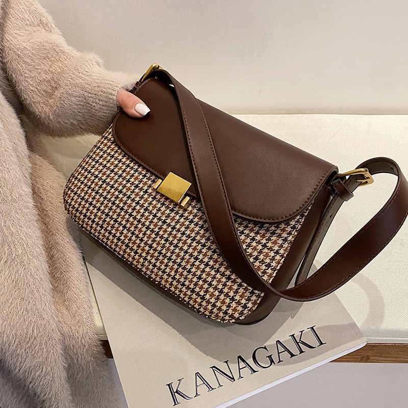 Advanced senses 100 lap packets women 2021 new stylish single shoulder sloped satchel hit color pop armpit bag tide