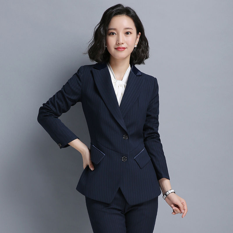 Tailleur femme - Ref 3245397 Image 3