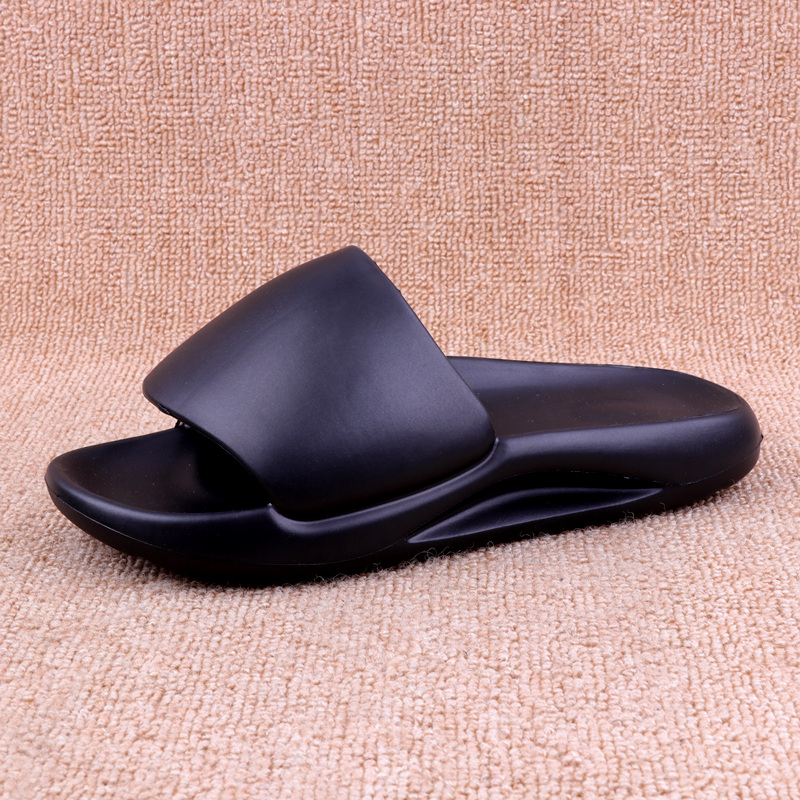 Cool Slippers Male Tide Non-slip Fashion Exterior Wearing Korean version mesh Red Indoor lined with shock absorbing thick bottom summer opening set foot dragging