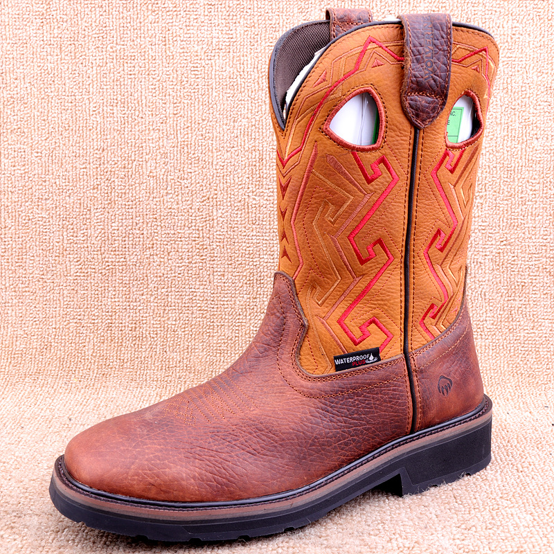 Anti-tap layer cow leather electric embroidered version WOLVERINE wofrin locomotive boots sewn line square head foreign trade Martin boots