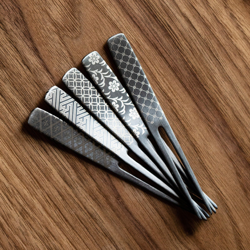 Japan Imports Stainless Steel Small Fruit Fork Cute Black Refreshment Fork Mini Fork Todai Dessert Fork