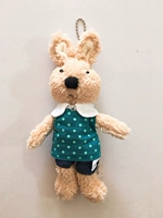 Кукла в горошек -рубашке цвета чая