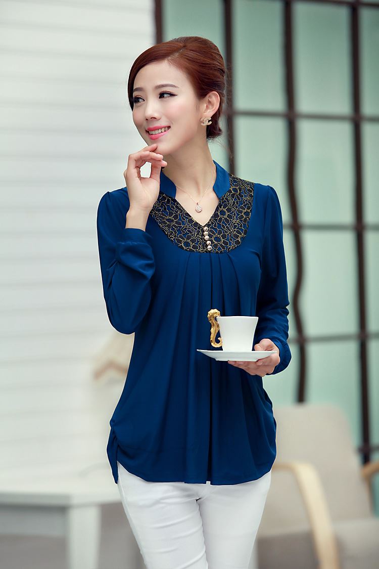 Áo phông mùa xuân và mùa thu của phụ nữ trung niên XL áo thun giảm béo nữ trung niên mẹ đầm ren áo khoác nữ trung niên cao cấp