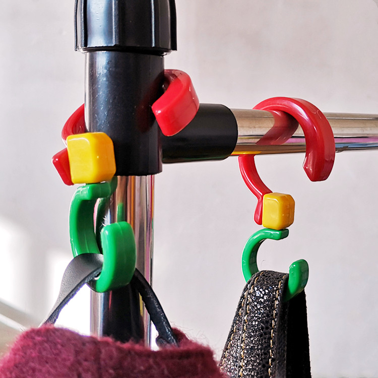 Day-style folds Shook S hook free swivel hook casual hook s Hook Plastic Crossbar Hook Auto Back Hook