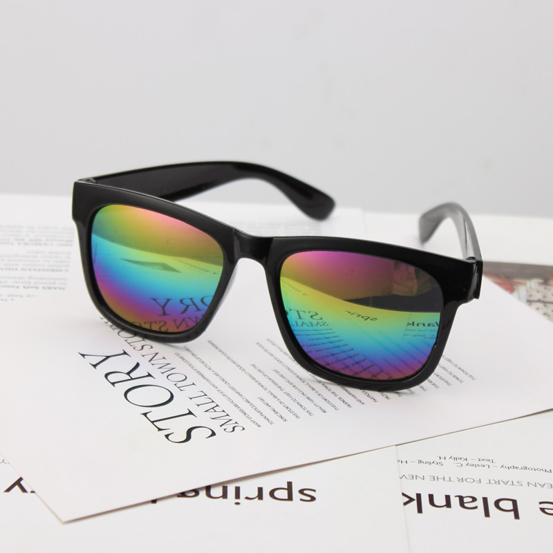 sunglasses for men and women – universal trendy large square frame