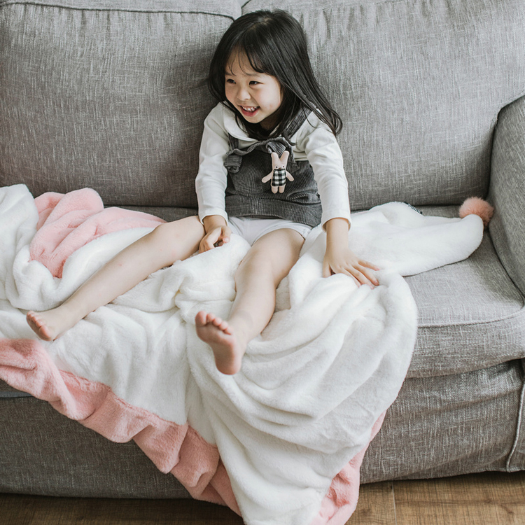 Văn phòng sofa chăn mền lười biếng ngủ chăn thường flannel chăn điều hòa không khí chăn len Bunny - Ném / Chăn chăn lông cừu uniqlo