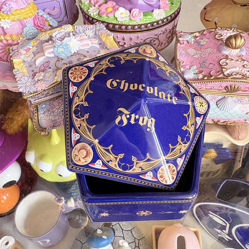 Original Harry Potter Chocolate Frog Movie Prop Chocolate Frog Ceramic Jewelry Storage Box Birthday Gift Original Harry Potter Chocolate Frog Movie Prop Chocolate Frog Ceramic Jewelry Storage Box Birthday Gift