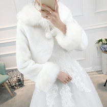 Bridal wedding hair shawl Womens autumn and winter dress Cheongsam warm wedding white small coat imitation leather grass outside the cloak