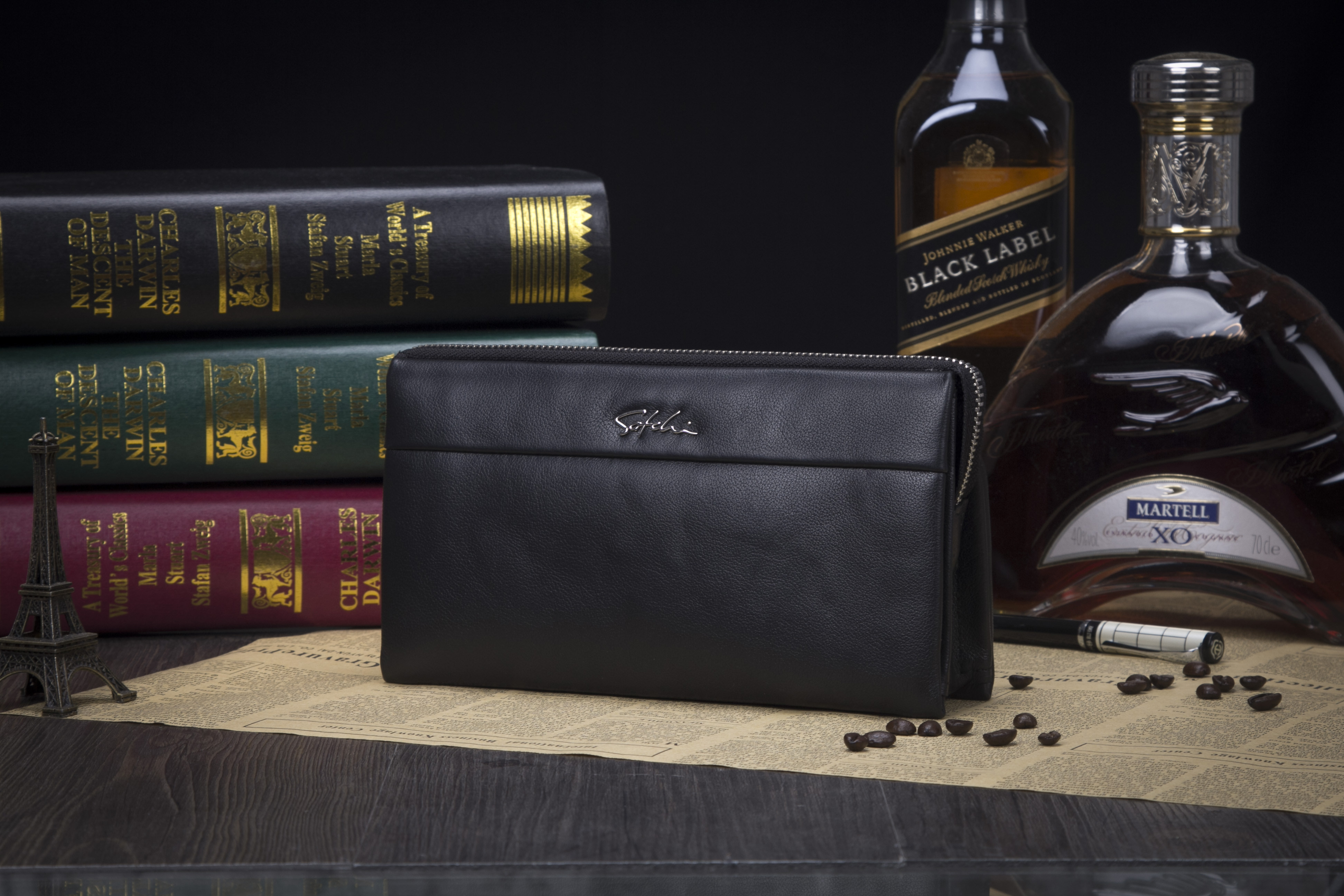 Sanchi's new men's handbag The young men's hand in hand snatcher the Baotou layer Bull Leather Leisure Wallet Men's Tide