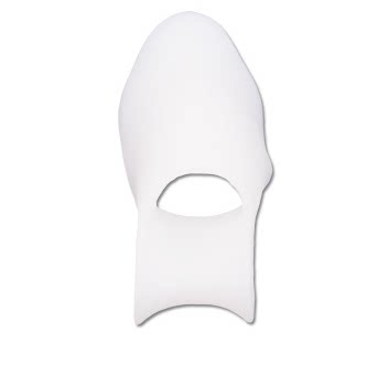 Toe thumb-out-of-finger corrective with silicone large toe overlap toe skeleton to alleviate deformation