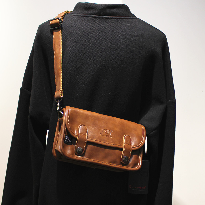 Hong Kong I.T Jung Shoulder Bag Men's Fashion Japanese Casual Messenger Crossbody Small Bag Backpack Crossbody Chest Bag Trendy