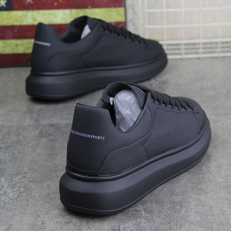 Couple's Small Black Sneakers, Women's Shoes, Spring 2023 New Casual Sports Shoes, Thick-Soled Height-Increasing White Shoes for Women