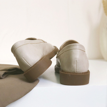 Inlen Wind Small Leather Shoes Women Retro students 100 hitch Han version 2021 new One foot pedal Lefoe shoes women flat bottom single shoes