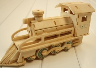 Puzzle DIY Toy 3D Wooden Solid Jigsaw Puzzle-Steam locomotive Jigsaw Puzzle Four United Wood Simulation Model