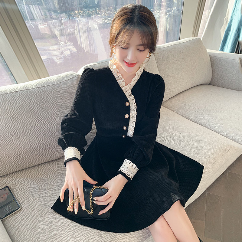 Korean version net red gold velvet black inner lap dress small sub-display slim temperament woman with little black dress A word skirt