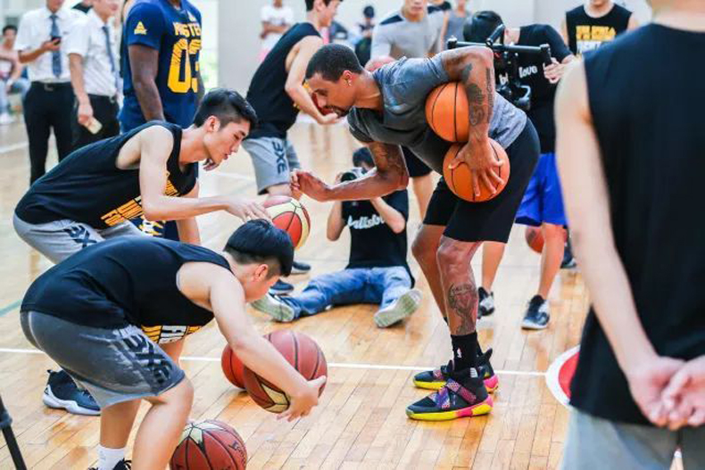 Giày nam đỉnh cao shoes Giày bóng rổ quái thú 5 cao 5 thế hệ để giúp mang giày thoáng khí Ngôi sao NBA George Hill nam - Giày bóng rổ giày bóng rổ adidas