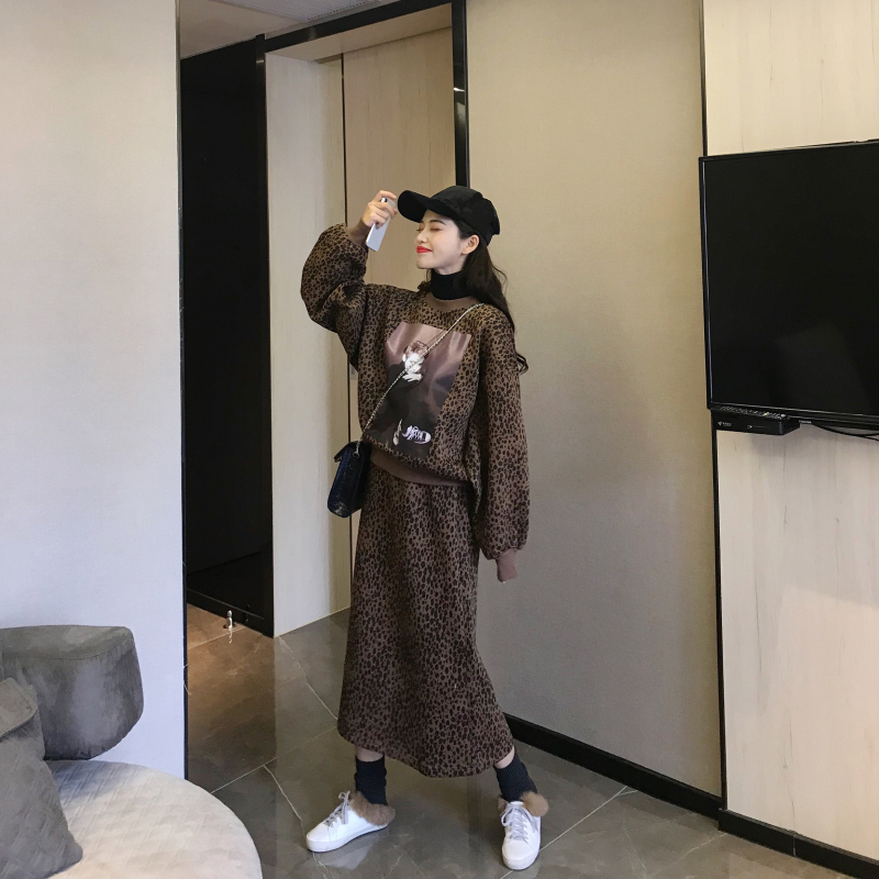 VK旗艦店 韓系時尚復古性感豹紋套裝長袖裙裝