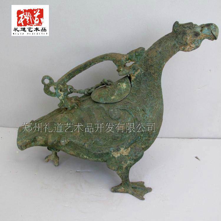 Antique metal crafts decoration Shanxi Jin bronze masterpiece Zhao Qing bird Zun Business culture Pure copper exhibits