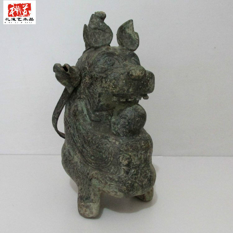 Shang Dynasty antique crafts decorated tiger cannibal wine container Ancient wine vessel old copper pot Bronze black rust tie Liang Tiger wine container