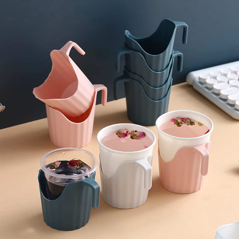 Plastic cup Occasional Cupcake Cuteer Office Thickening Cup Care Cup Holder Cup Holder Insulation Cup Teacup Care