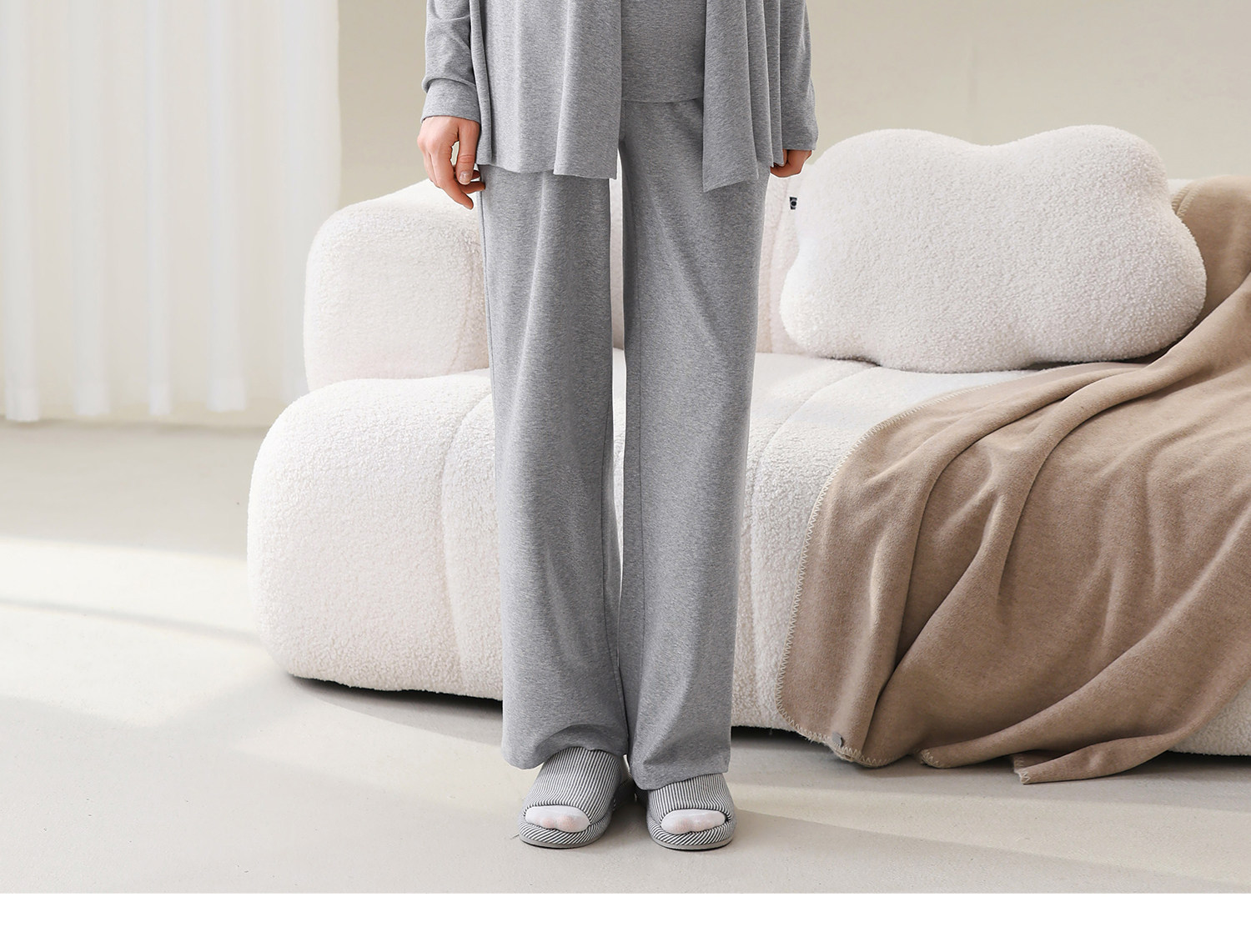 Maternity Pajamas with Breast Pads, Modal Nursing Sleepwear, Postpartum Breastfeeding Mother and Baby Loungewear Set — 52