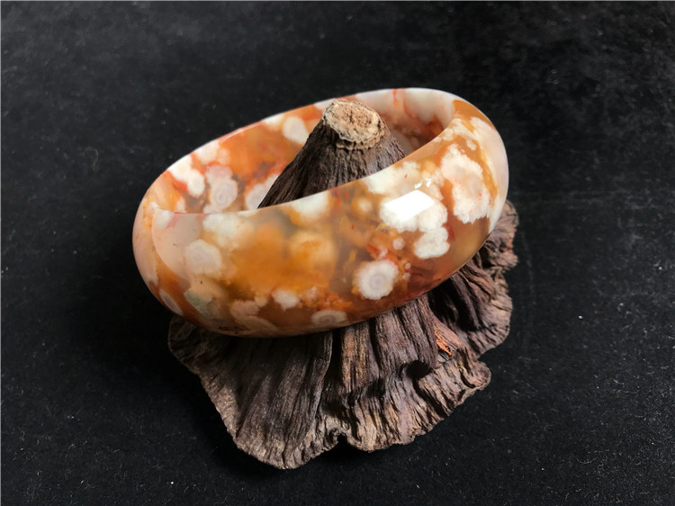 Madagascar boutique cherry blossom king