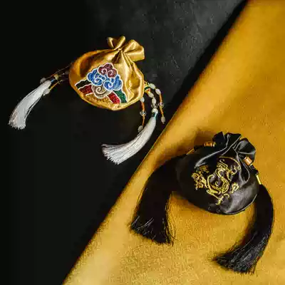 Ancient style sachet embroidery purse Hanfu sachet Dragon wormwood mosquito repellent incense bag Car pendant Portable Mid-Autumn Festival custom gift