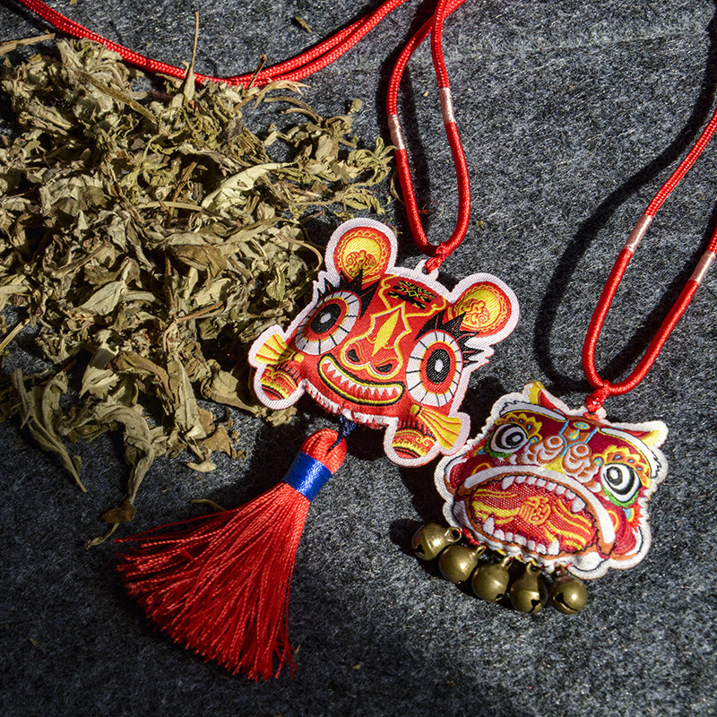 End of the Dragon Boat Festival Children's small fragrant bag Agrass leaves Tiger fragrant sack hanging accessories Mosquitoes Children Baby Gift Cartoon Pocketbooks