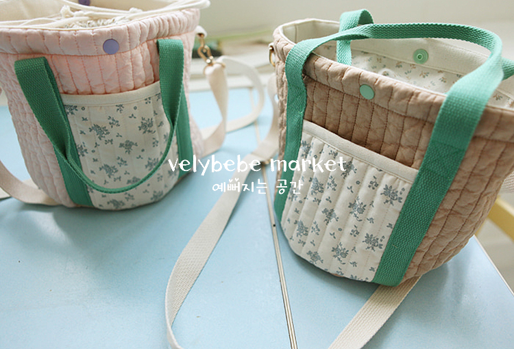 velybebe Korea in Little Red Book with quilted cotton bucket bag mommy bag