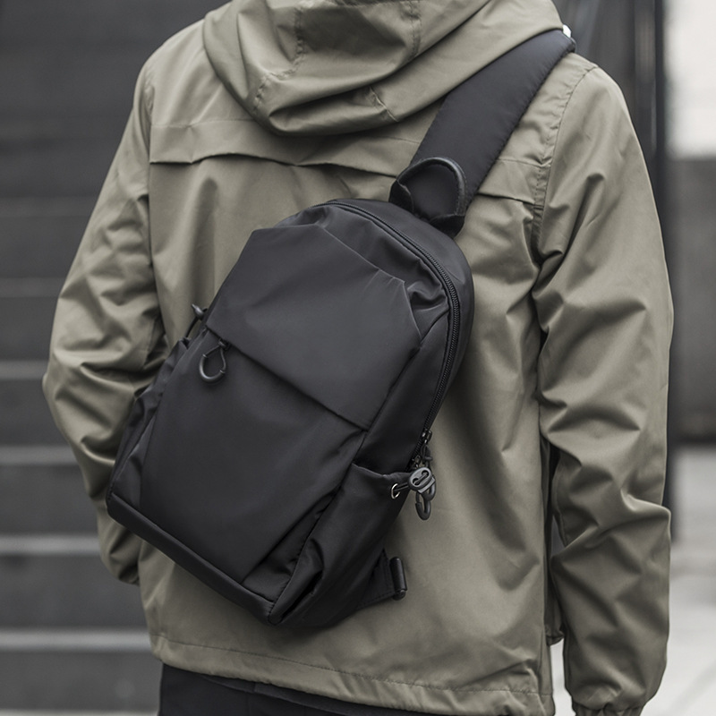 Men's iPad Pro 11inch Tablet Chest Bag 13-Inch Portable Storage Shoulder Crossbody Bag 12.9inch