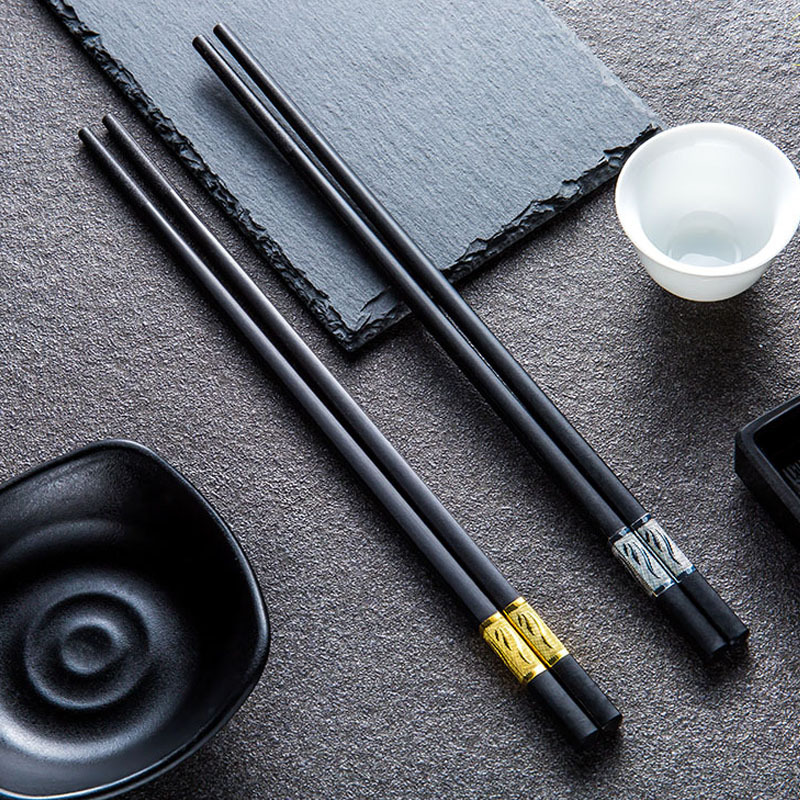 Chopsticks household tableware alloy chopsticks Japanese fastson family anti-slip non-solid wooden chopsticks restaurant is not mold