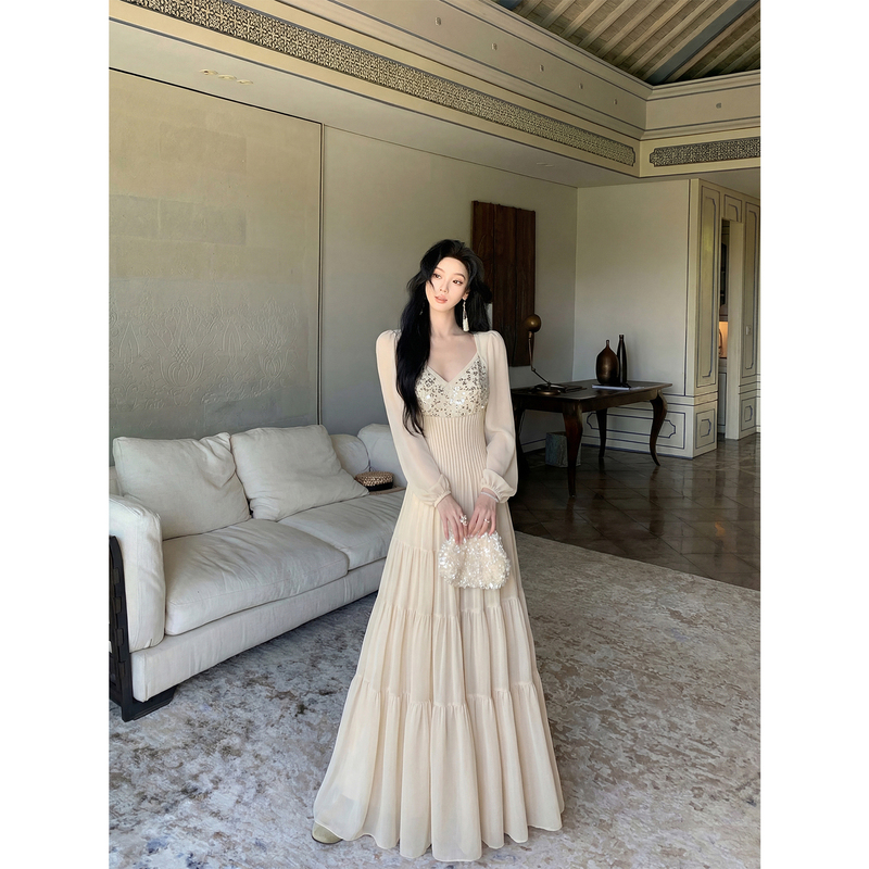 Youwei2026 Is a Very Beautiful Dress for Women, New Holiday Style, Elegant Long-Sleeved Waist-Cinching Long Dress for Summer